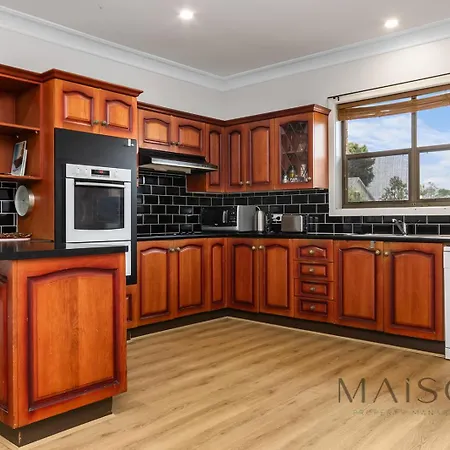 Home In Waratah Lambton Exterior photo