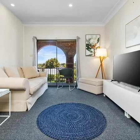 Home In Waratah Lambton Exterior photo