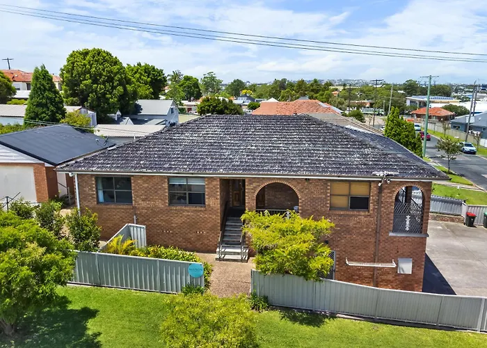 Home In Waratah